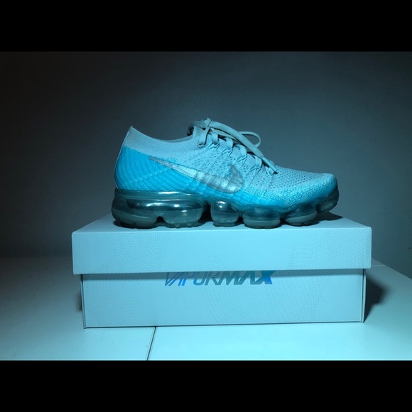 Nike Ice Blue Vapormax - Picture 2 of 6